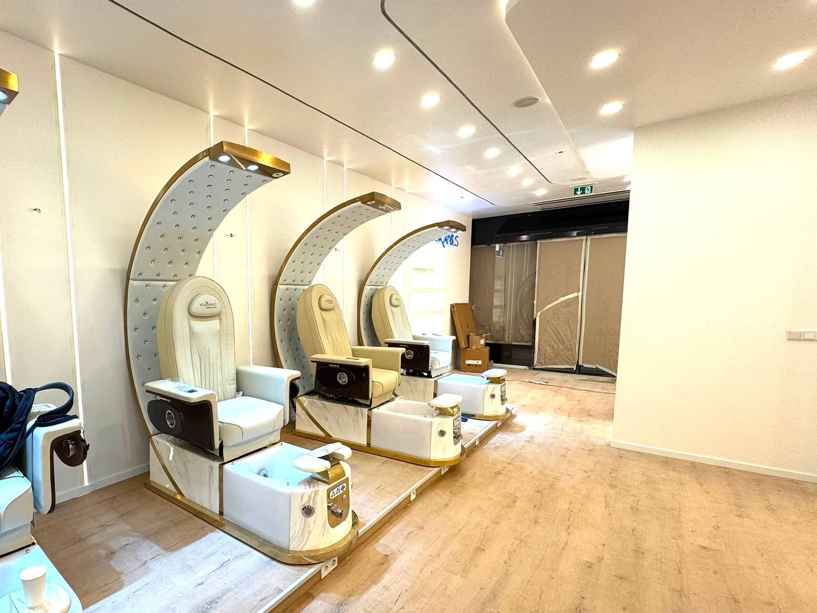 Pedicure chairs